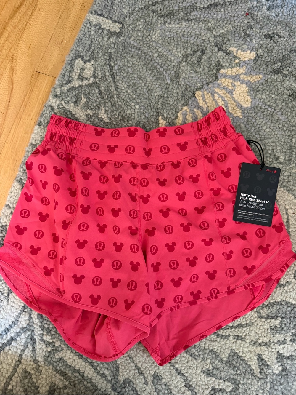 lululemon Disney Hotty Hot High-Rise Short 4”